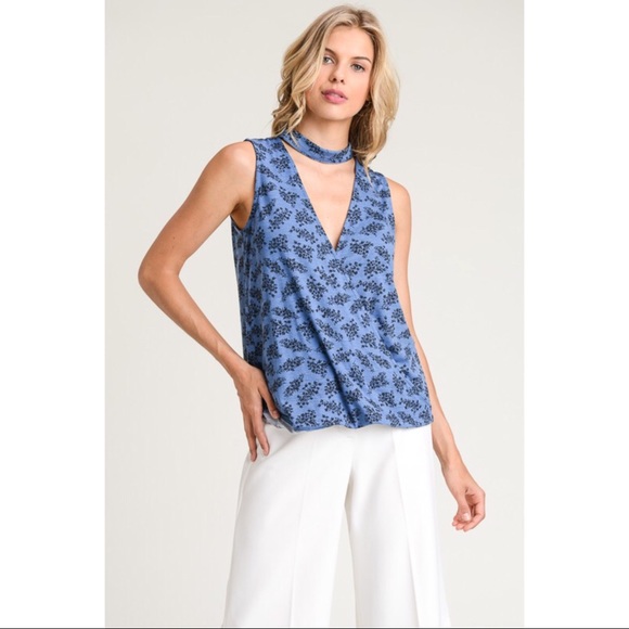 🌺🆕5⭐️Mock Neck Wrap Style  Sleeveless Top - Picture 5 of 6